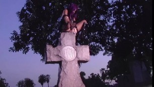 Gothic girls fuck at cemetery