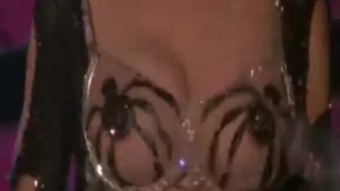 Elvira's Boob Action